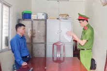 Bắc Giang: Trưởng phòng kinh doanh bảo hiểm chiếm đoạt tiền phí của 23 khách hàng
