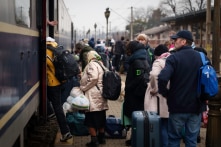 BBC: Người Ukraine đào ngũ liều chết chạy sang Romania