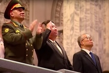 Quan chức Nga và Trung Quốc tham dự diễu hành quân sự của Triều Tiên