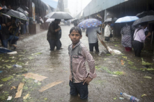 Ấn Độ: Tích cực tìm kiếm người sống sót sau khi lũ lụt, lở đất giết chết 65 người