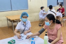 Thêm gần 19.000 công chức, viên chức y tế, giáo dục… nghỉ việc trong 1 năm qua