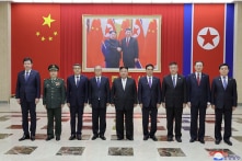 Ông Kim Jong Un cam kết phát triển hợp tác với Trung Quốc lên ‘tầm cao mới’