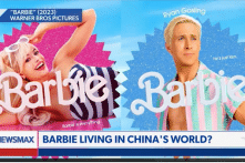 Nghị sĩ Đảng Cộng hòa lên án Hollywood, đoàn phim Barbie quy phục Trung Quốc