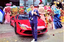 ‘Trùm buôn siêu xe’ Phan Công Khanh bị tạm giữ