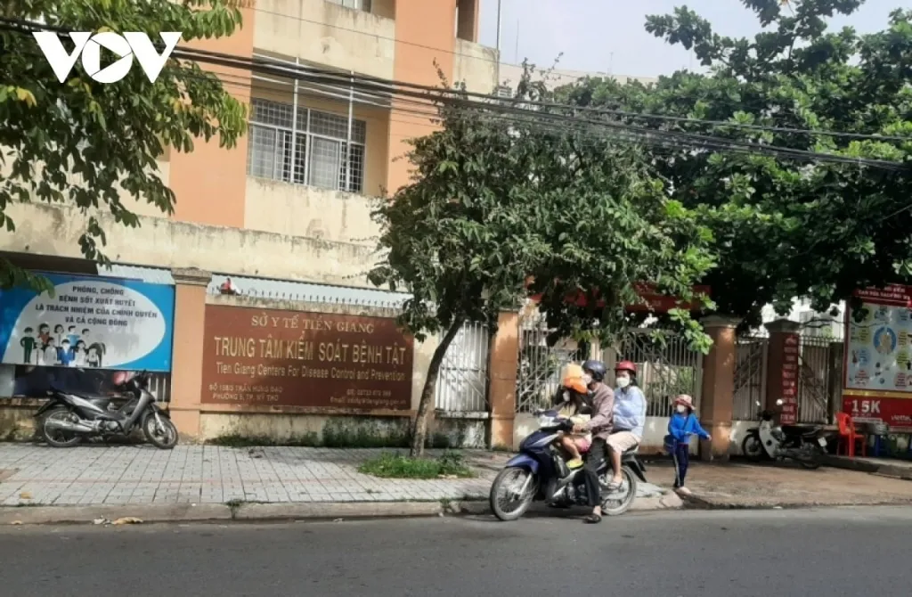 tien giang 4 nguoi bi khoi to thu hoi hon 2 ty dong tien lai qua tu viet a