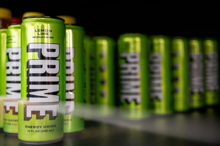 Mỹ: Kêu gọi cấm bán cho trẻ em loại nước tăng lực chứa nhiều caffeine