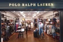 Ralph Lauren bị điều tra ở Canada về cáo buộc sử dụng lao động cưỡng bức Duy Ngô Nhĩ