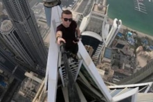 Vận động viên thể thao mạo hiểm rơi từ tầng 68, tử vong tại chỗ ở Hồng Kông