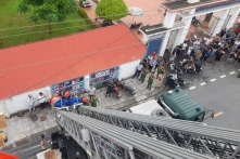 Hải Phòng: Tời sắt lên tầng 3 chạm phải đường dây điện, 3 thợ xây bị điện giật