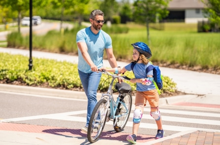 6 đặc điểm di truyền mà bạn chỉ có thể thừa hưởng từ cha mình