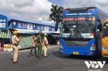 Tài xế xe khách vi phạm nồng độ cồn khi đang chở hơn 10 người