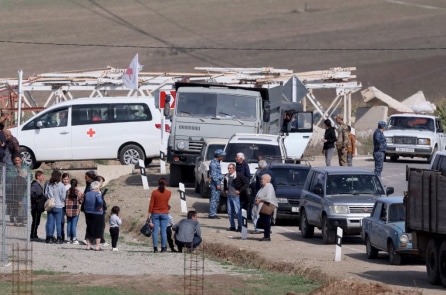 Tộc người Armenia bắt đầu lũ lượt rời khỏi Nagorno-Karabakh