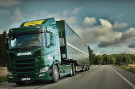 Thụy Điển phát triển xe tải bọc pin Mặt Trời chạy 5.000 km không cần dừng lại sạc