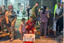 Bình Dương: Người đàn ông bán vé số bất ngờ gục chết trên vỉa hè