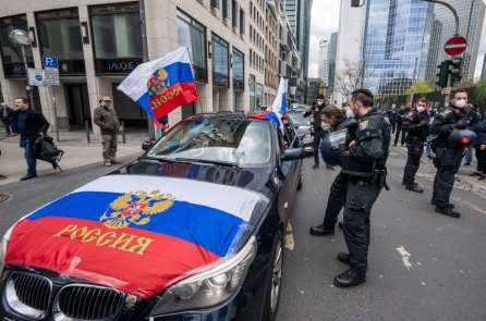 Người Nga bị cấm mang nhiều loại vật dụng cá nhân vào EU