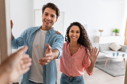 Cách nhanh chóng làm thân với hàng xóm khi dọn đến nơi ở mới