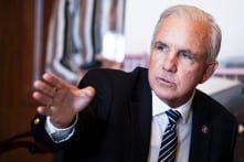 Nghị sĩ Mỹ: 17 người Trung Quốc bị bắt khi cố xâm nhập đảo Keys bang Florida