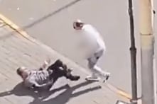 Ngày Jihad: Một người làm cho Đại sứ quán Israel bị đâm dao ngay ngoài phố ở Bắc Kinh