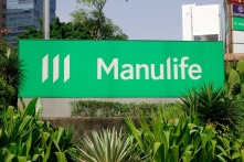 Nhiều khách hàng bị Manulife từ chối hủy hợp đồng