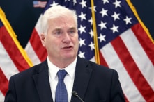 Ông Tom Emmer rút lui cuộc đua chủ tịch Hạ viện chỉ vài giờ sau khi được chỉ định