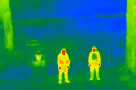 Ukraine phát triển áo choàng tàng hình ngăn drone của Nga phát hiện