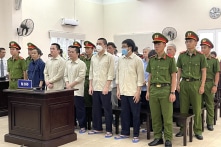 Cựu Giám đốc Sở LĐ-TB&XH tỉnh Bình Dương cùng 16 bị cáo bị tuyên án