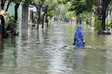 Ngập lụt Đà Nẵng: ‘Thiệt hại là do dân chủ quan, không kê cao đồ’