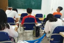 Bộ GD&ĐT đề xuất đưa dạy thêm vào danh mục ngành nghề kinh doanh có điều kiện