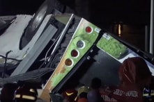 Tai nạn xe buýt tại Ý khiến ít nhất 21 người thiệt mạng