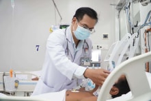 Vụ 2 người tử vong sau khi uống sữa: Nghi phạm 14 tuổi bị bắt