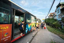 Hà Nội 2024: Đề xuất tăng giá vé xe buýt từ 1.000-11.000 đồng/lượt