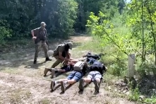 BBC: Một nửa trong 40.000 người Ukraine tìm cách ra nước ngoài để trốn lính đã thành công