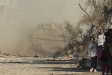 Hàng trăm người, gồm cả bệnh nhân, bị buộc phải rời khỏi bệnh viện al-Shifa