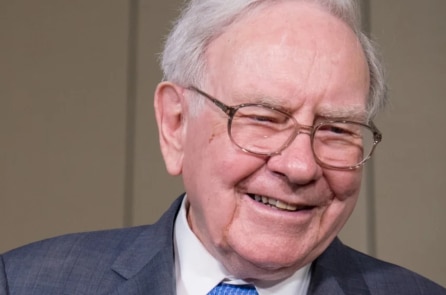 Tỷ phú Warren Buffett vui vẻ quyên góp số tiền khổng lồ trước Lễ Tạ ơn
