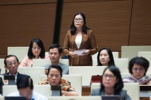 ĐBQH đề xuất cần đảm bảo cán bộ có thu nhập khá để giảm tham nhũng