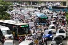 Hà Nội đề xuất thu phí xe vào nội đô từ năm 2027