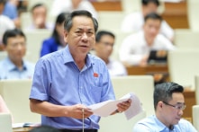 [VIDEO] Nghịch lý: Càng xã hội hóa, giá sách giáo khoa càng tăng