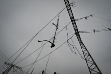 Ukraine ban bố tình trạng khẩn cấp về điện