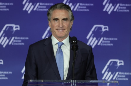 Ông Trump chọn Thống đốc Bắc Dakota Doug Burgum làm Bộ trưởng Bộ Nội vụ