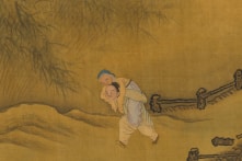 Chuyện Giang Cách cõng mẹ chạy loạn