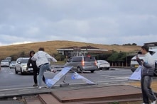 ĐCSTQ đứng sau vụ khách du lịch TQ phá điểm trưng bày của Pháp Luân Công ở Hàn Quốc