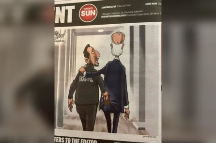 Tờ báo phải xin lỗi vì đăng ảnh biếm họa ông Zelensky, bị chụp mũ chống Do Thái