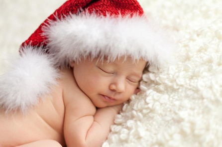 Ông già Noel bí mật tặng hàng nghìn USD hỗ trợ gia đình có trẻ sinh non
