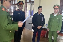 Nhận hối lộ từ 9 chủ xe, PGĐ Trung tâm đăng kiểm tại Quảng Bình bị bắt