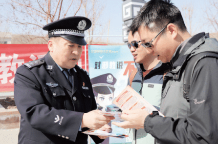 Báo cáo: 1.031 người tập Pháp Luân Công bị bắt hoặc sách nhiễu ở TQ tháng 3, 4