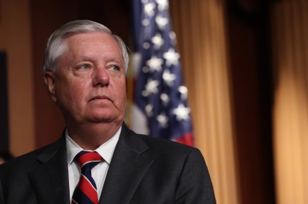 TNS Lindsey Graham: Hoa Kỳ muốn tài nguyên của Ukraine