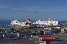 Vụ 3 người Việt trong container đông lạnh ở Ireland: Bộ ngoại giao lên tiếng