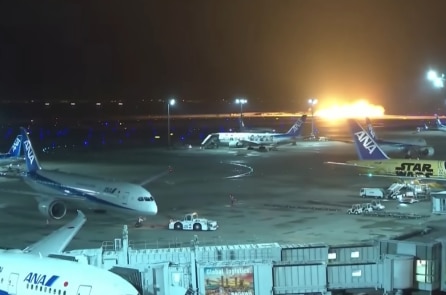 Điều gì đã giúp toàn bộ 379 người trên Japan Airlines thoát hiểm an toàn?