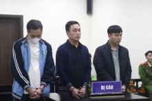 Vụ bắn dê của dân: 3 cựu công an lãnh từ 7-8 tháng tù