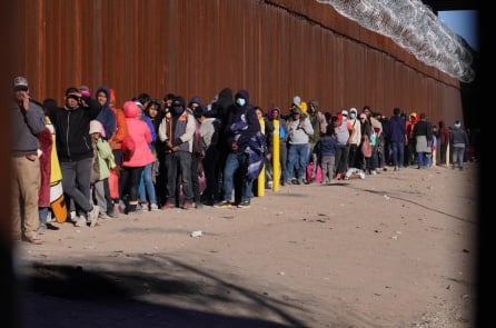 Quan chức biên giới: Chính quyền Trump đã giải cứu 62.000 trẻ em nhập cư trái phép